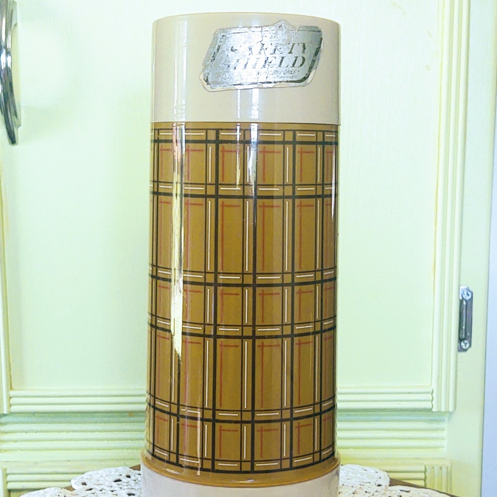 Vintage Aladdin's Best Buy Quart Wide Mouth Plaid Thermos Bottle/Drink Warmer